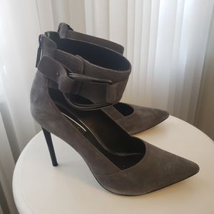 RACHEL ZOE Cassandra Grey pumps, sz 38